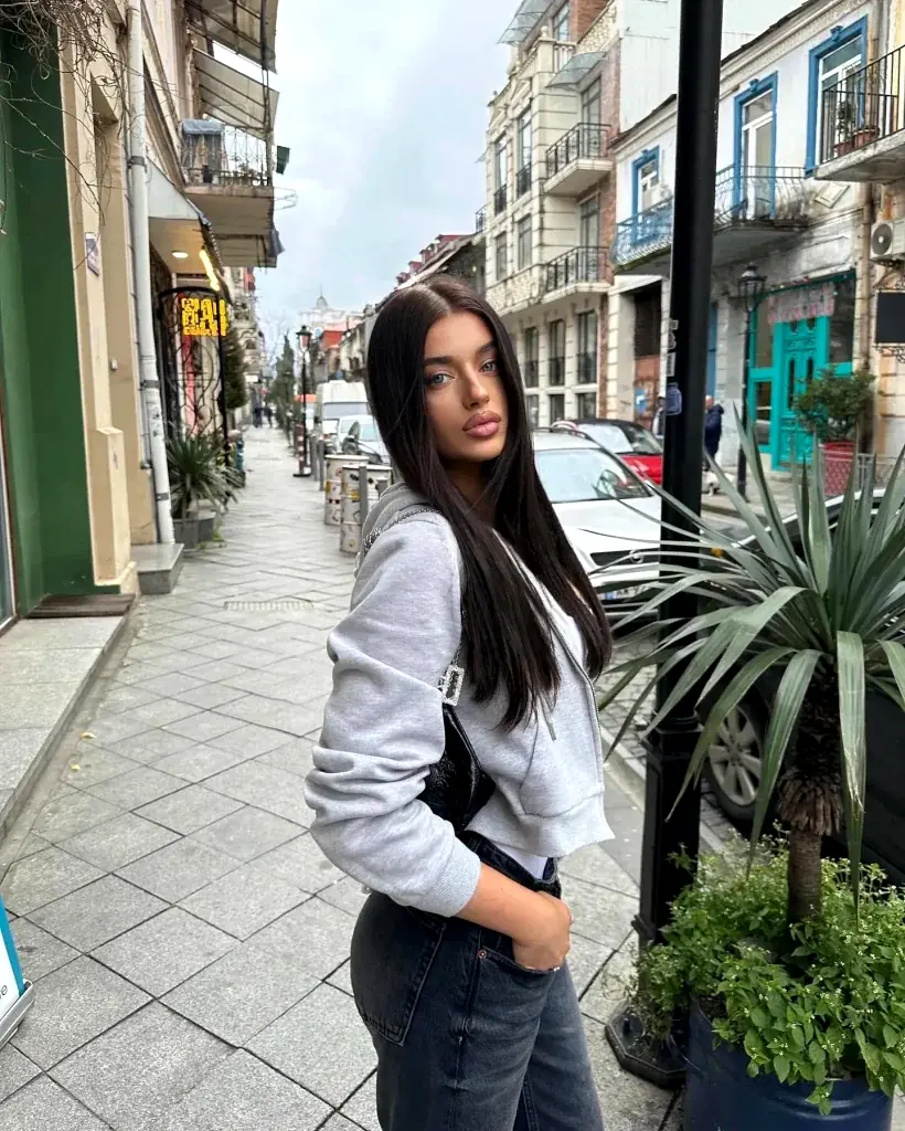 Titani | Karşıyaka - Mavişehir VIP escort and premium companion profile image for Izmir Angels